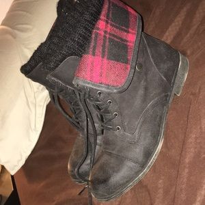 Like New winter Combat style boots